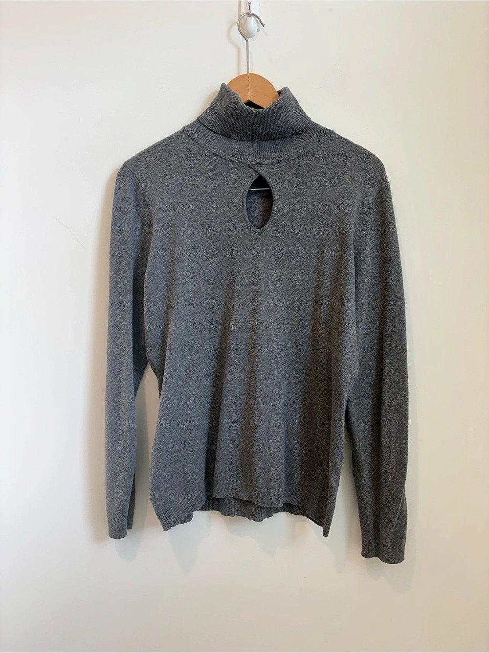 Joseph A Gray Keyhole Turtleneck  Sweater Cutout Knit Top Size S/M *See Measurem